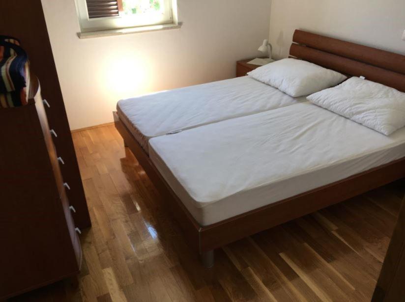 Iva Apartments Novigrad  Bagian luar foto