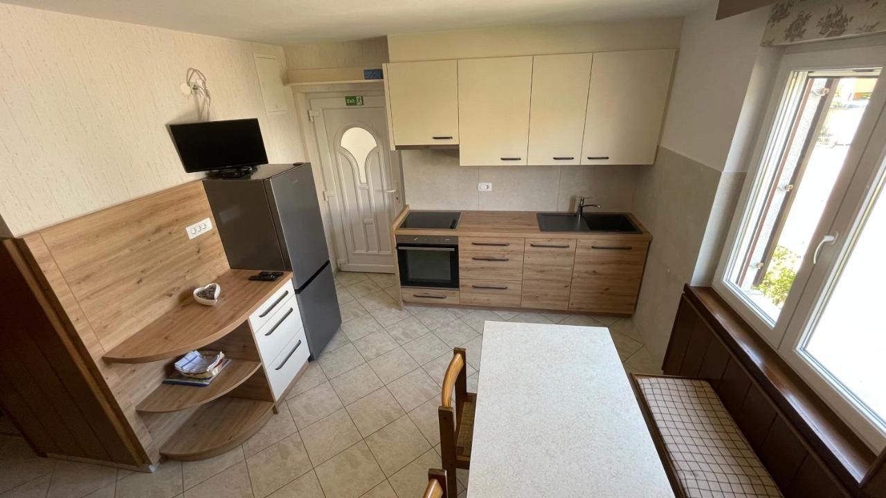 Iva Apartments Novigrad  Bagian luar foto