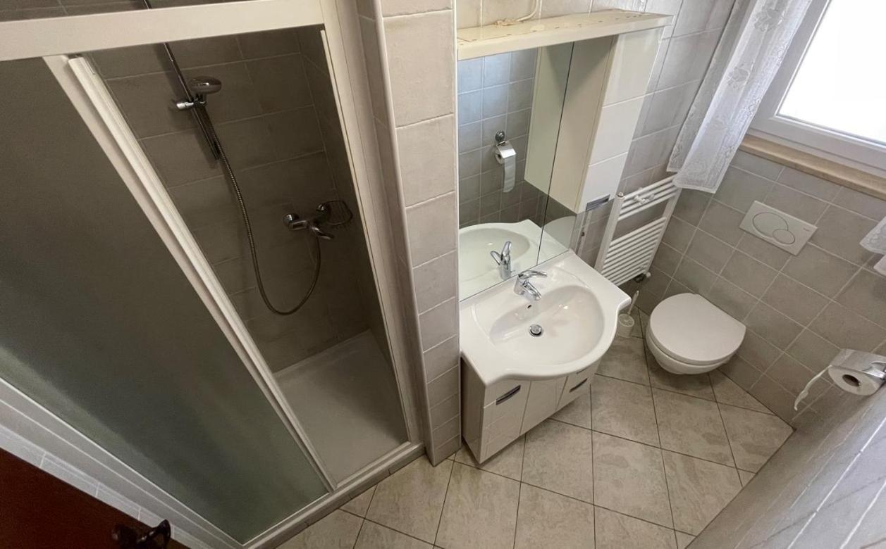 Iva Apartments Novigrad  Bagian luar foto